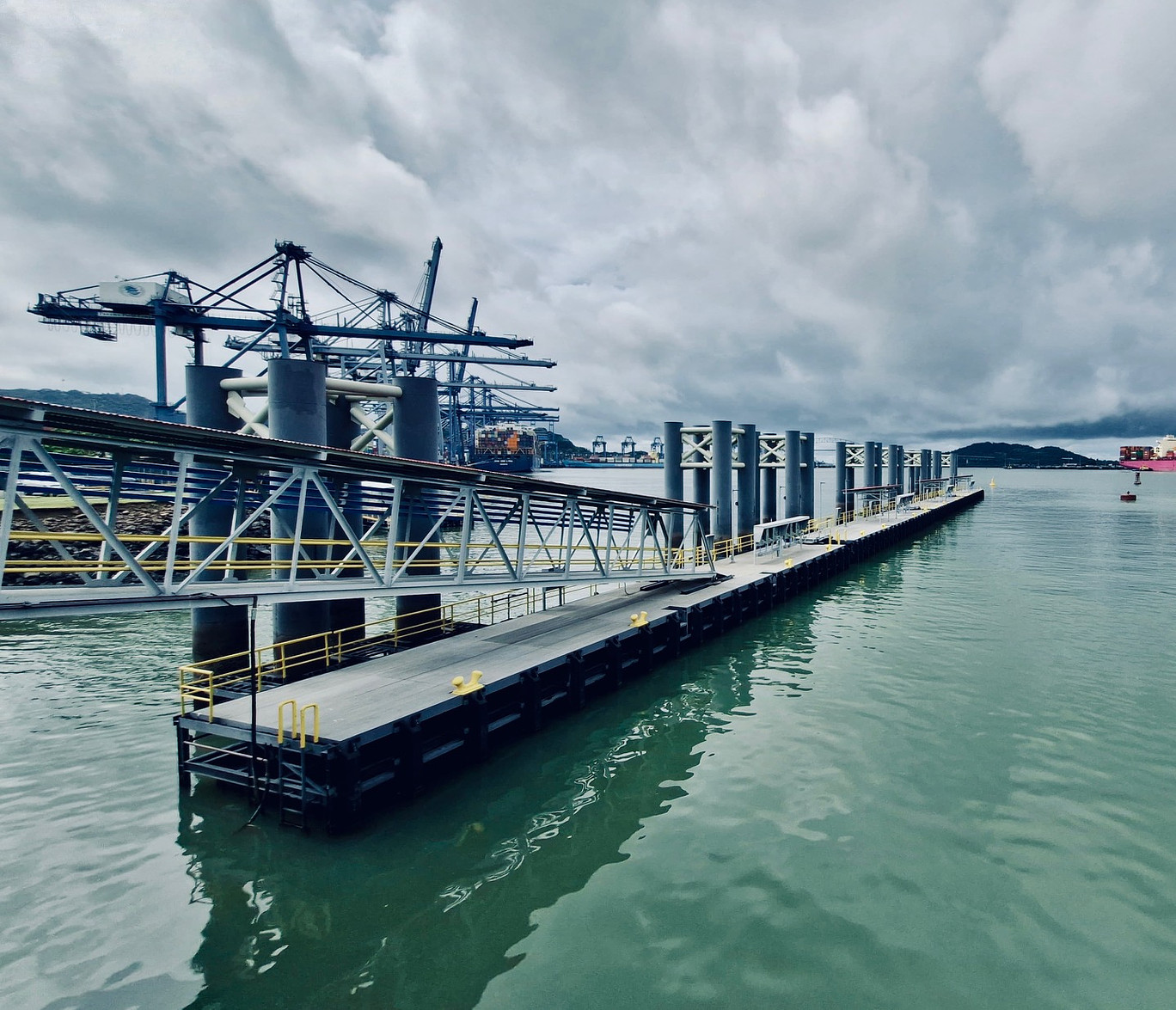 Ampliación de la Capacidad Operativa del Muelle de Diablo